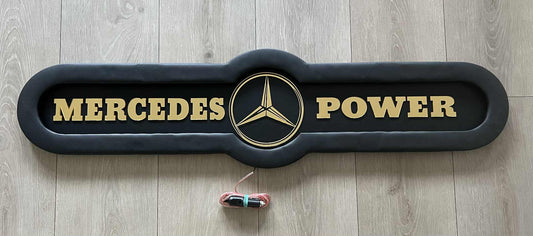 Mercedes bakveggsplater lang